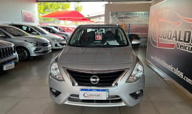 VERSA SV 1.6 16V FlexStart 4p Aut.