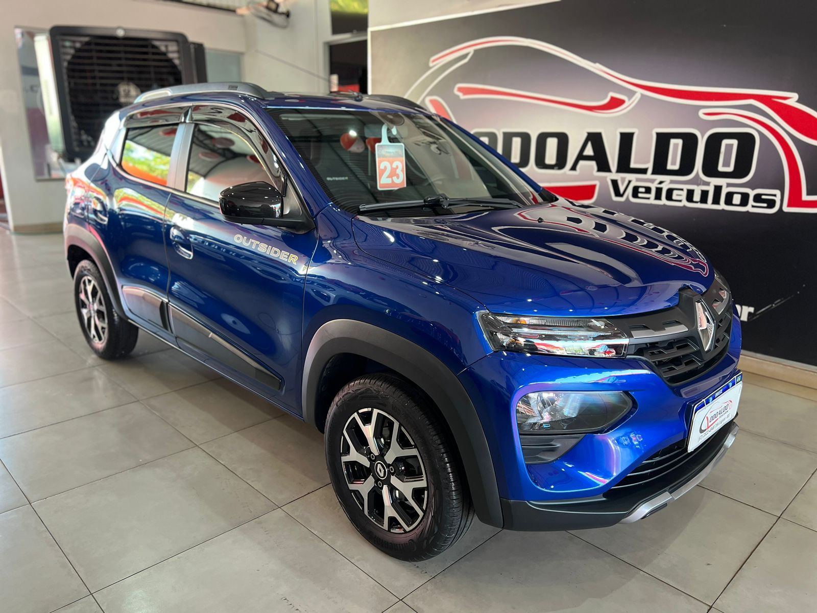 KWID OUTSIDER 1.0 Flex 12V 5p Mec.