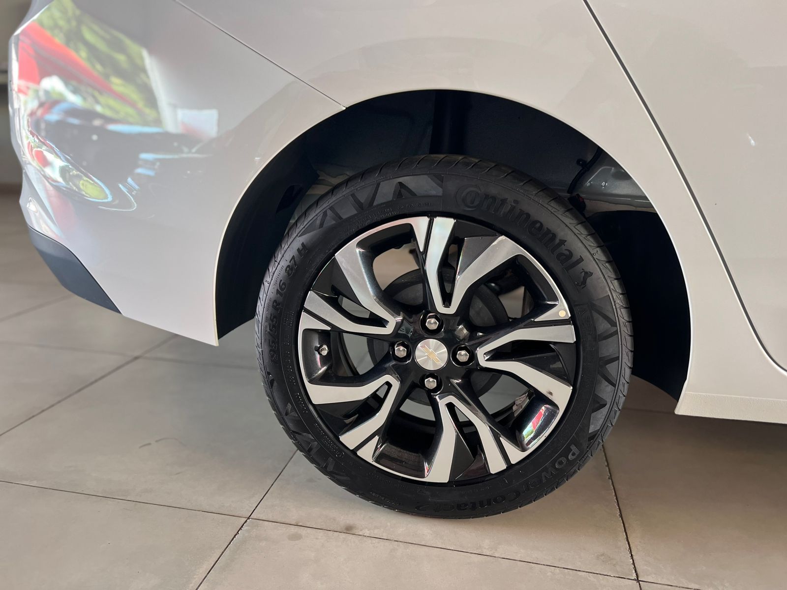 Onix Sedan Plus Premier 1.0T 12v
