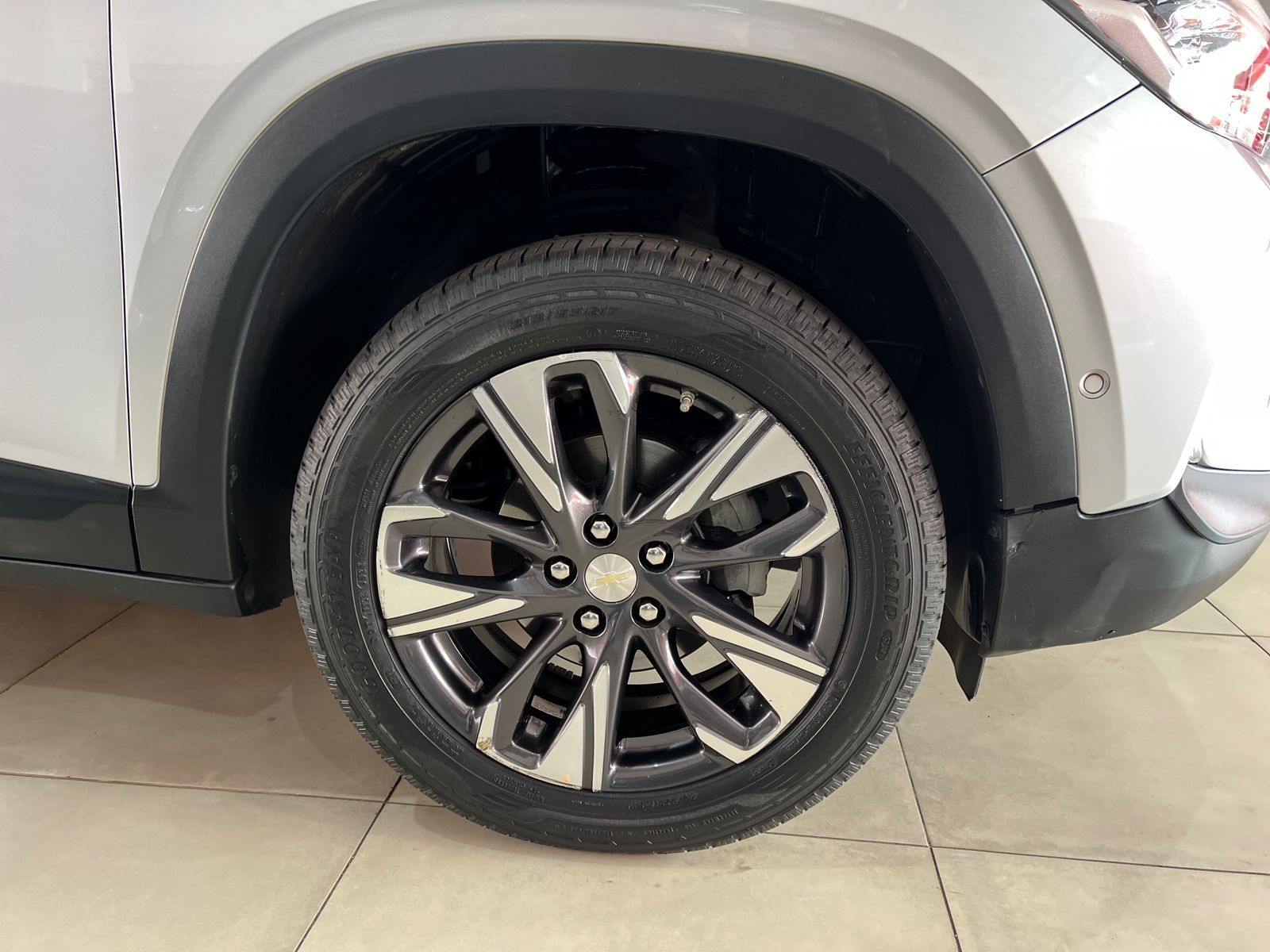 TRACKER Premier 1.2 Turbo 12V Flex Aut.