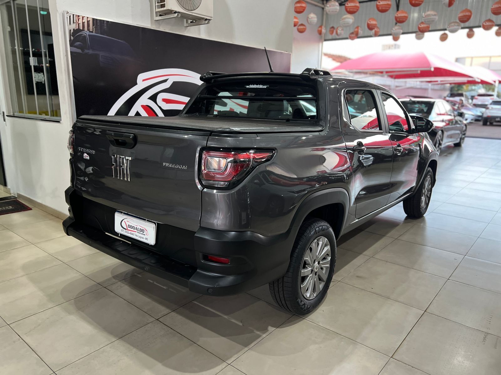 Strada Freedom 1.3 Flex 8V CD
