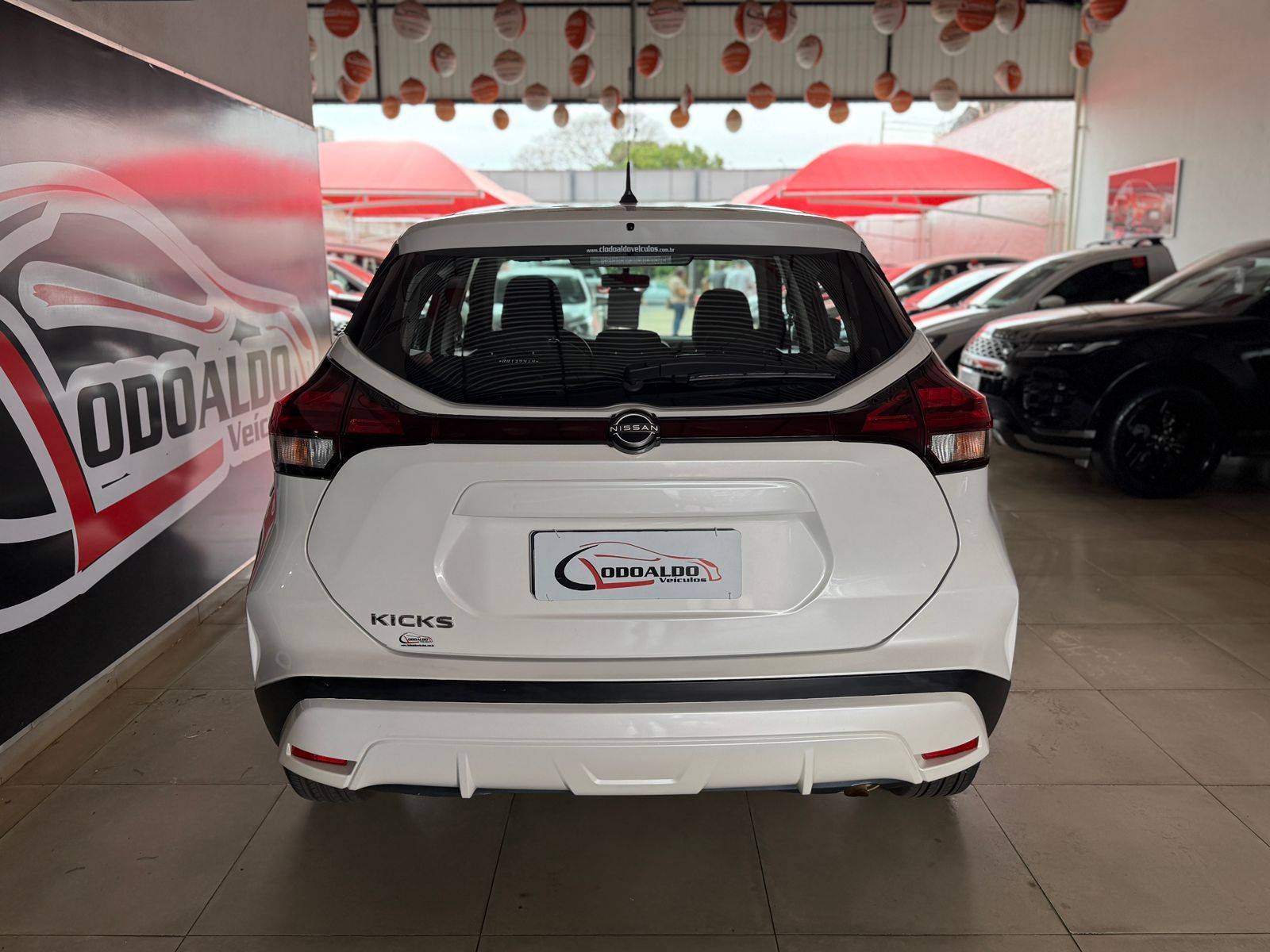 KICKS Active 1.6 16V Flex Aut.