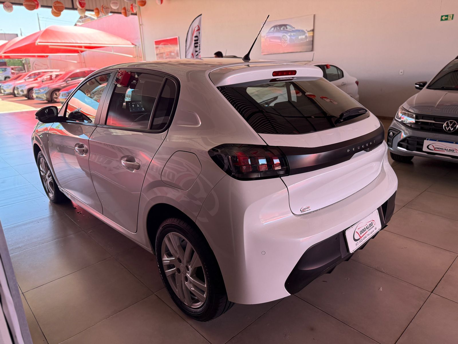 208 Active 1.6 Flex 16V 5p Aut.