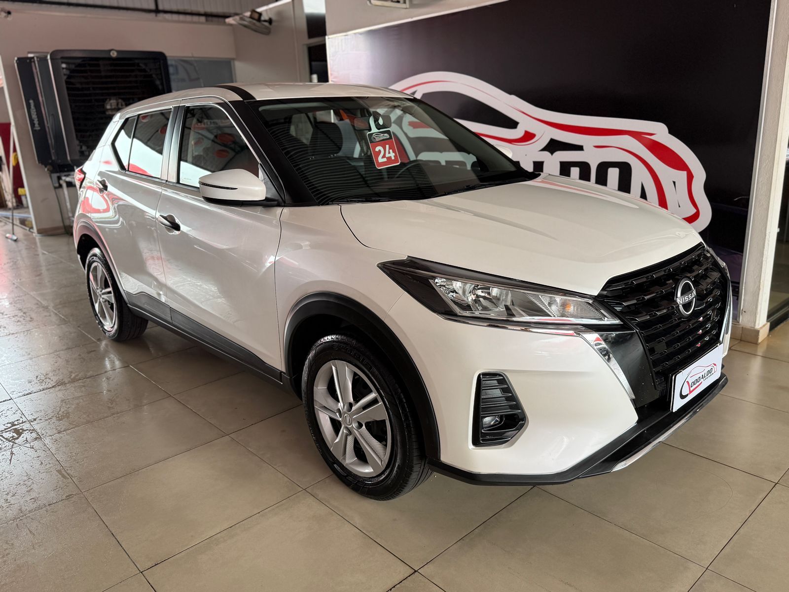 KICKS Active 1.6 16V Flex Aut.