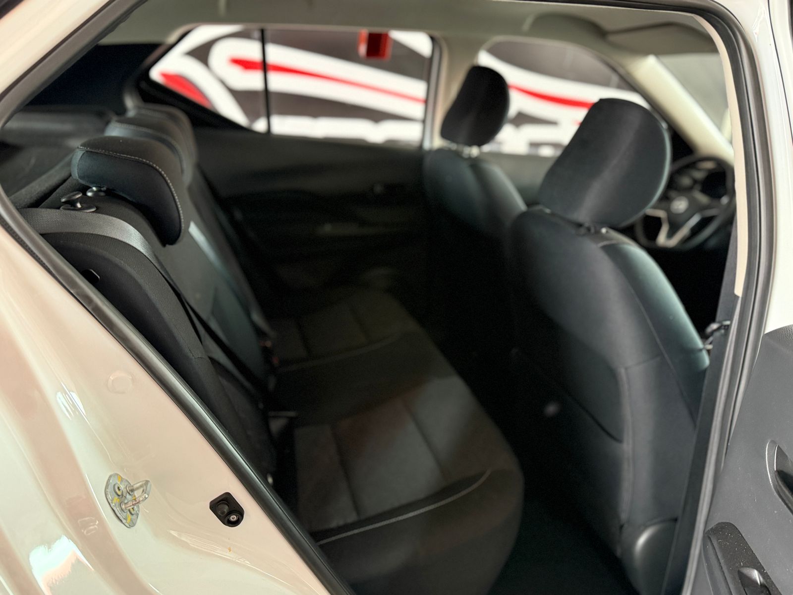 KICKS Active 1.6 16V Flex Aut.