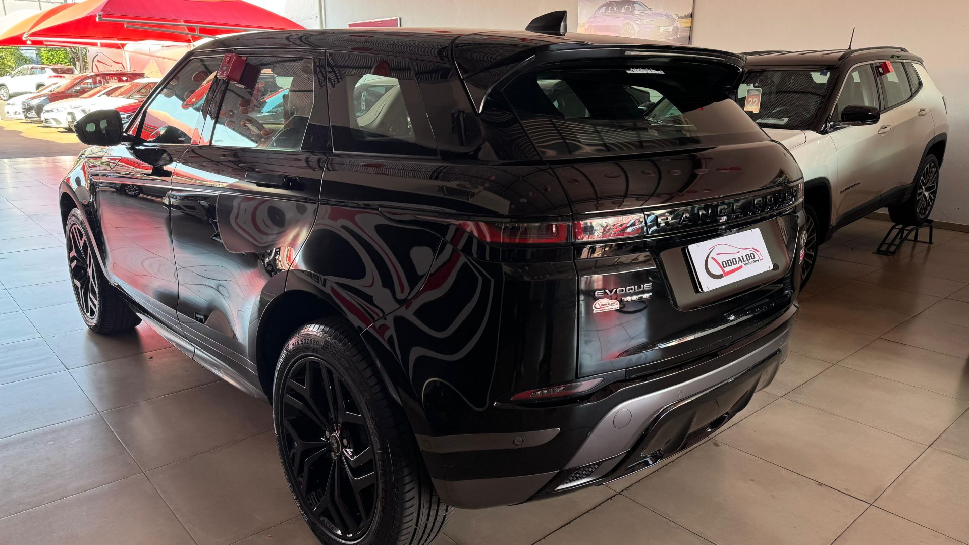EVOQUE P250FF SE RD
