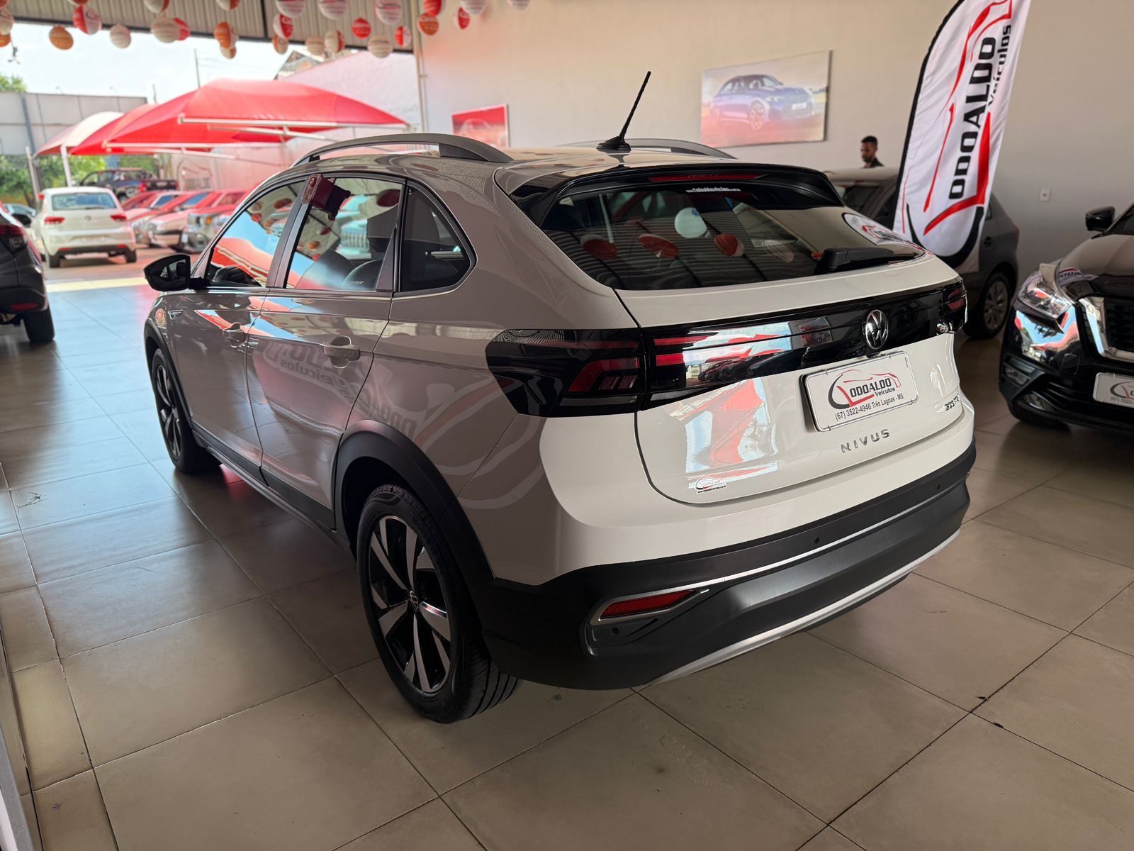 Nivus Highline 1.0 200 TSI Flex Aut.