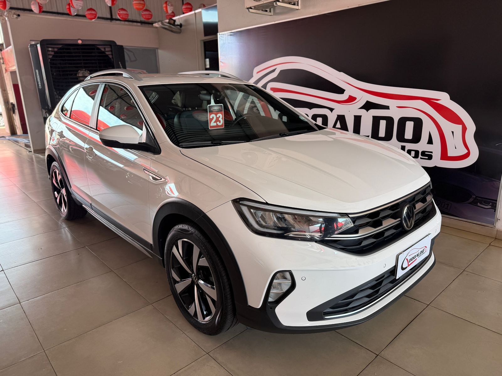 Nivus Highline 1.0 200 TSI Flex Aut.