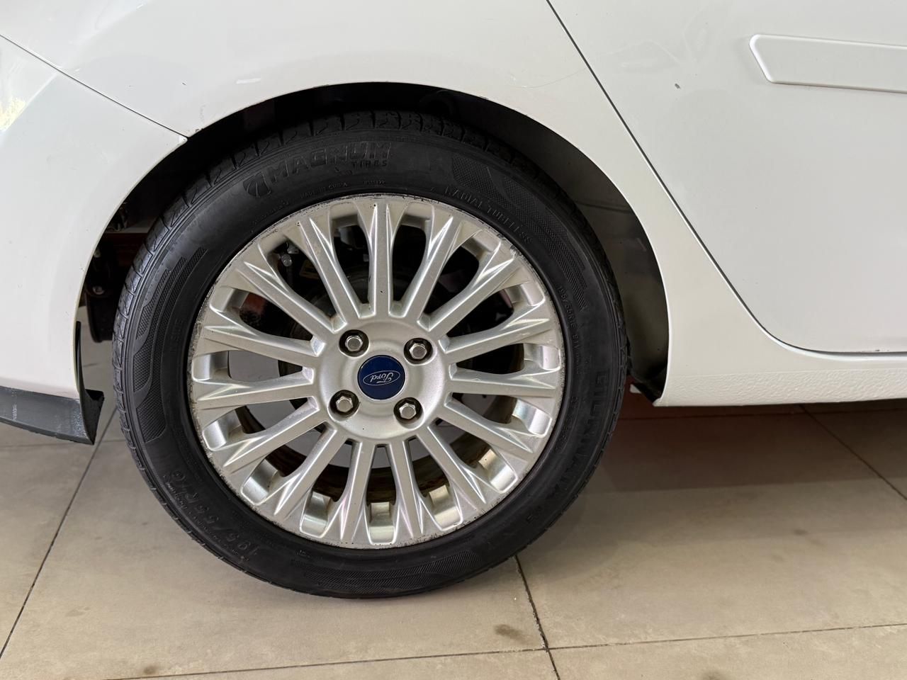 Fiesta Sed. TI./TI.Plus1.6 16V Flex Aut.