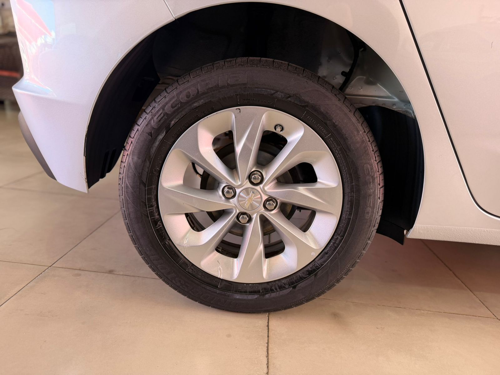 ONIX HATCH LT 1.0 12V TB Flex 5p Mec.