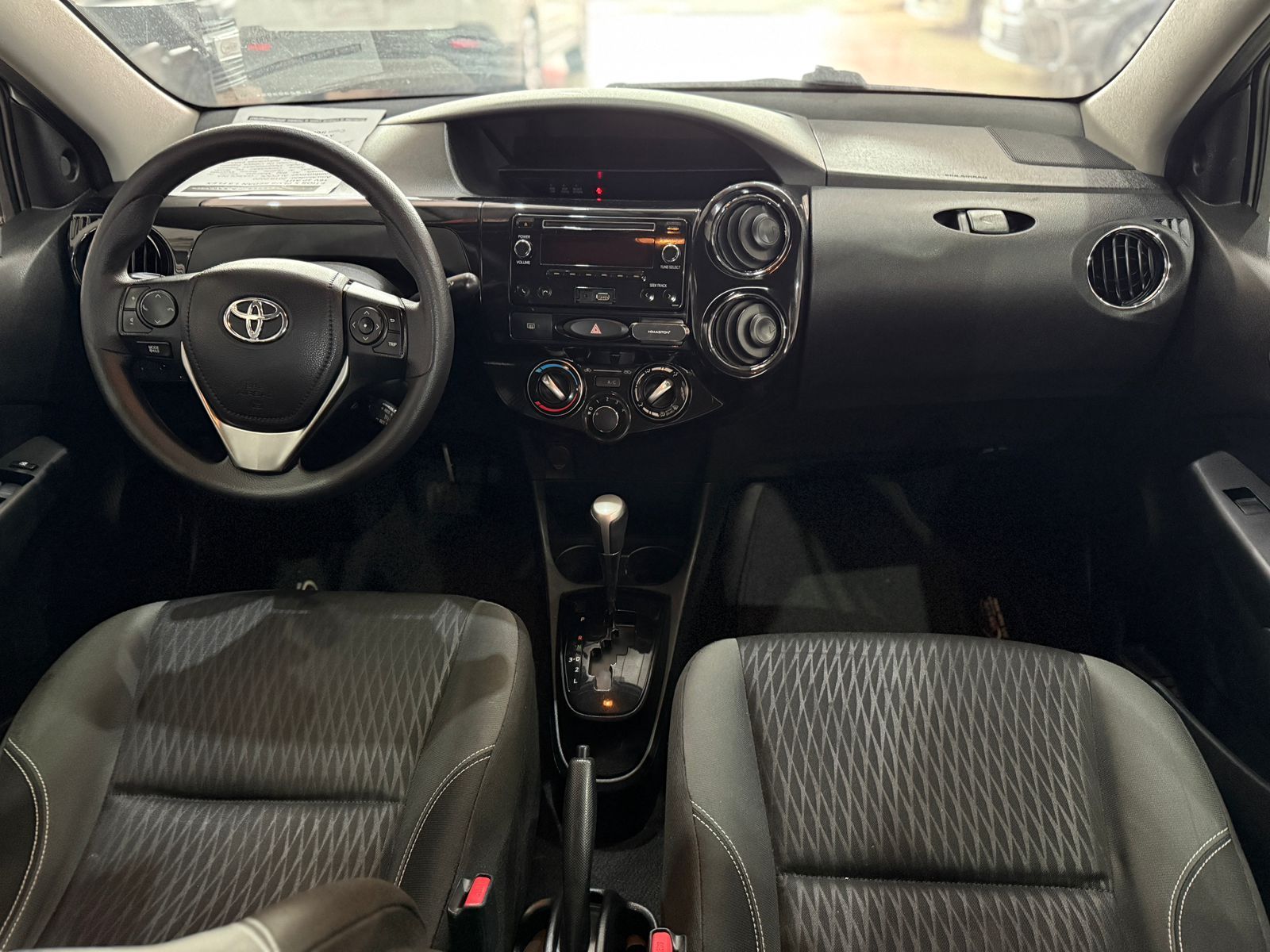 ETIOS X Plus Sedan 1.5 Flex 16V 4p Aut.