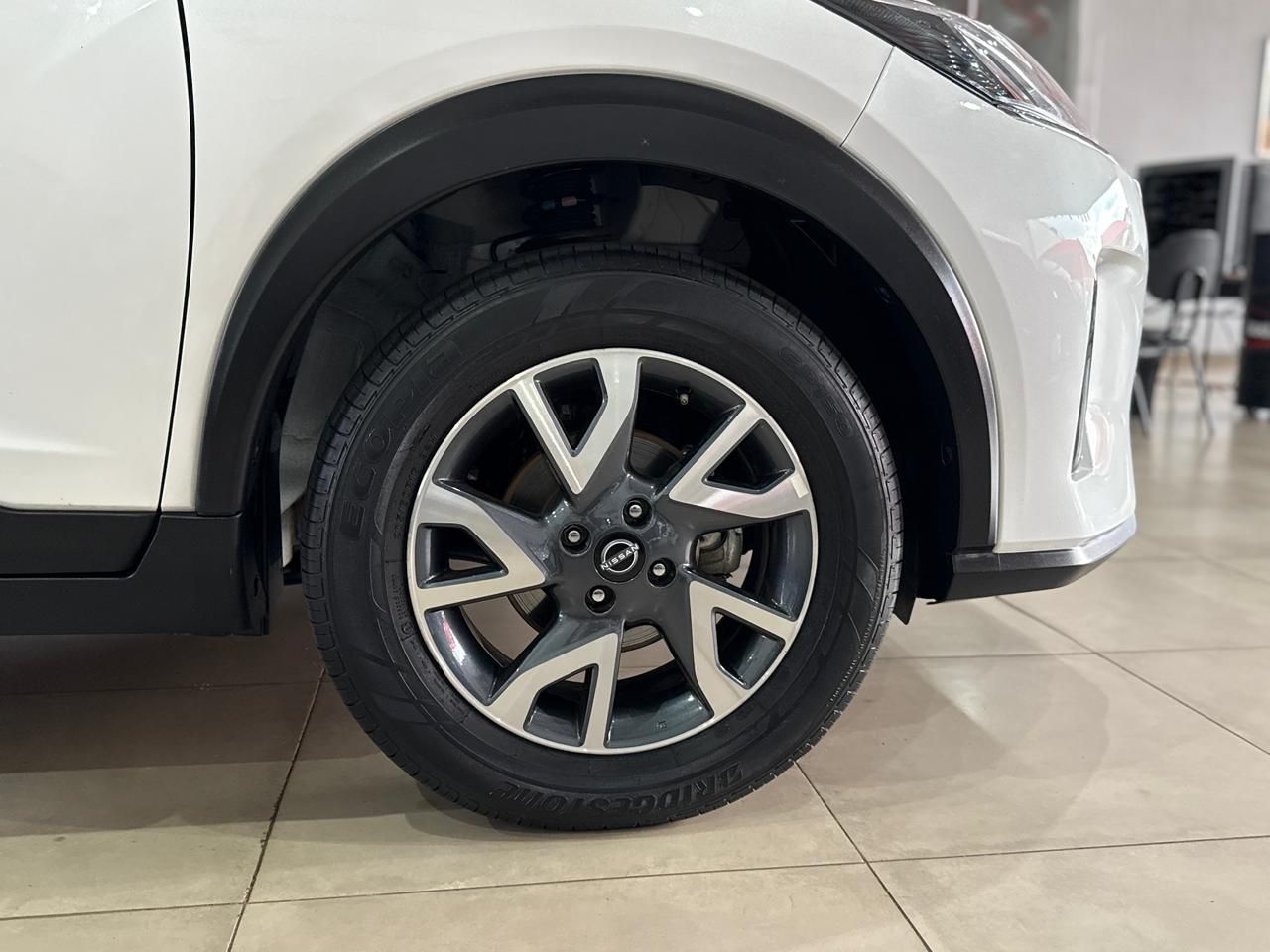 KICKS Sense 1.6 16V Flex Aut.