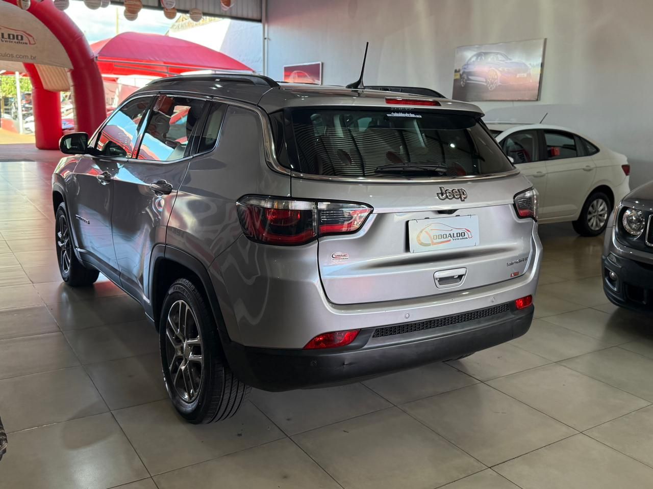 COMPASS SPORT 2.0 4×2 Flex 16V Aut.