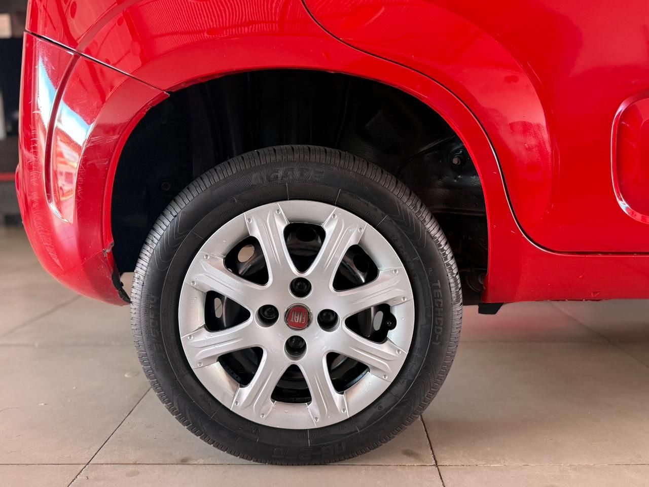 UNO ATTRACTIVE 1.0 Fire Flex 8V 5p