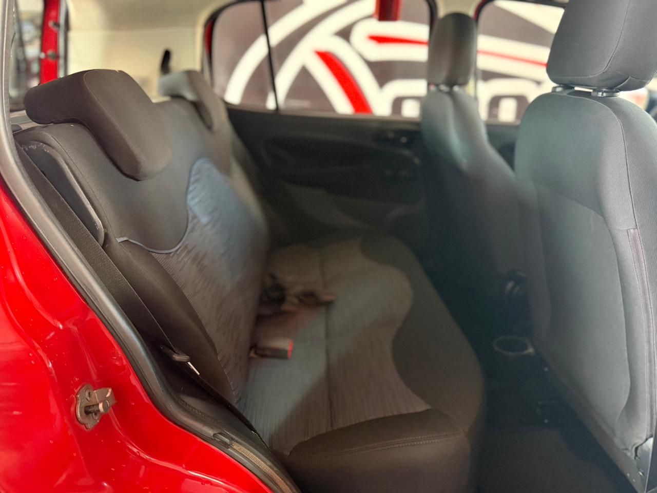 UNO ATTRACTIVE 1.0 Fire Flex 8V 5p