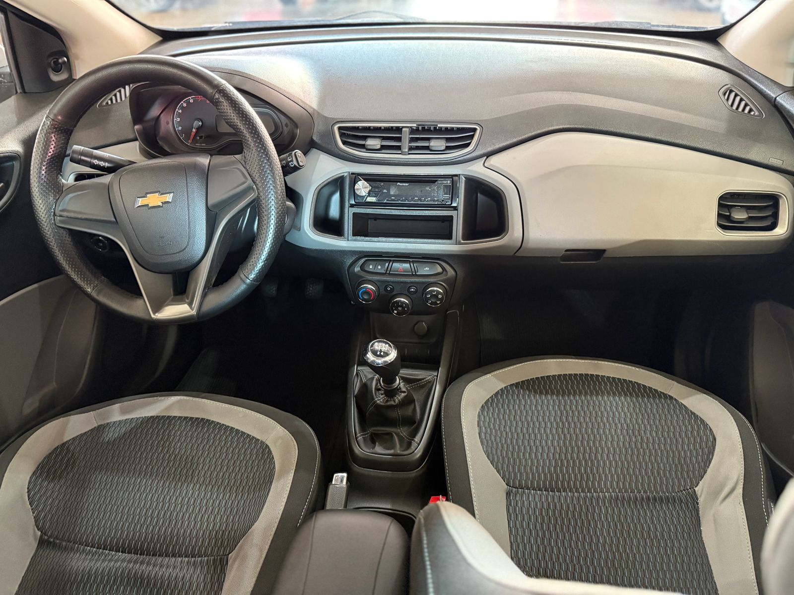 ONIX HATCH LT 1.0 8V FlexPower 5p Mec.