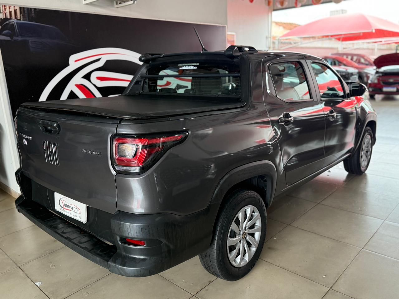 Strada Freedom 1.3 Flex 8V CD