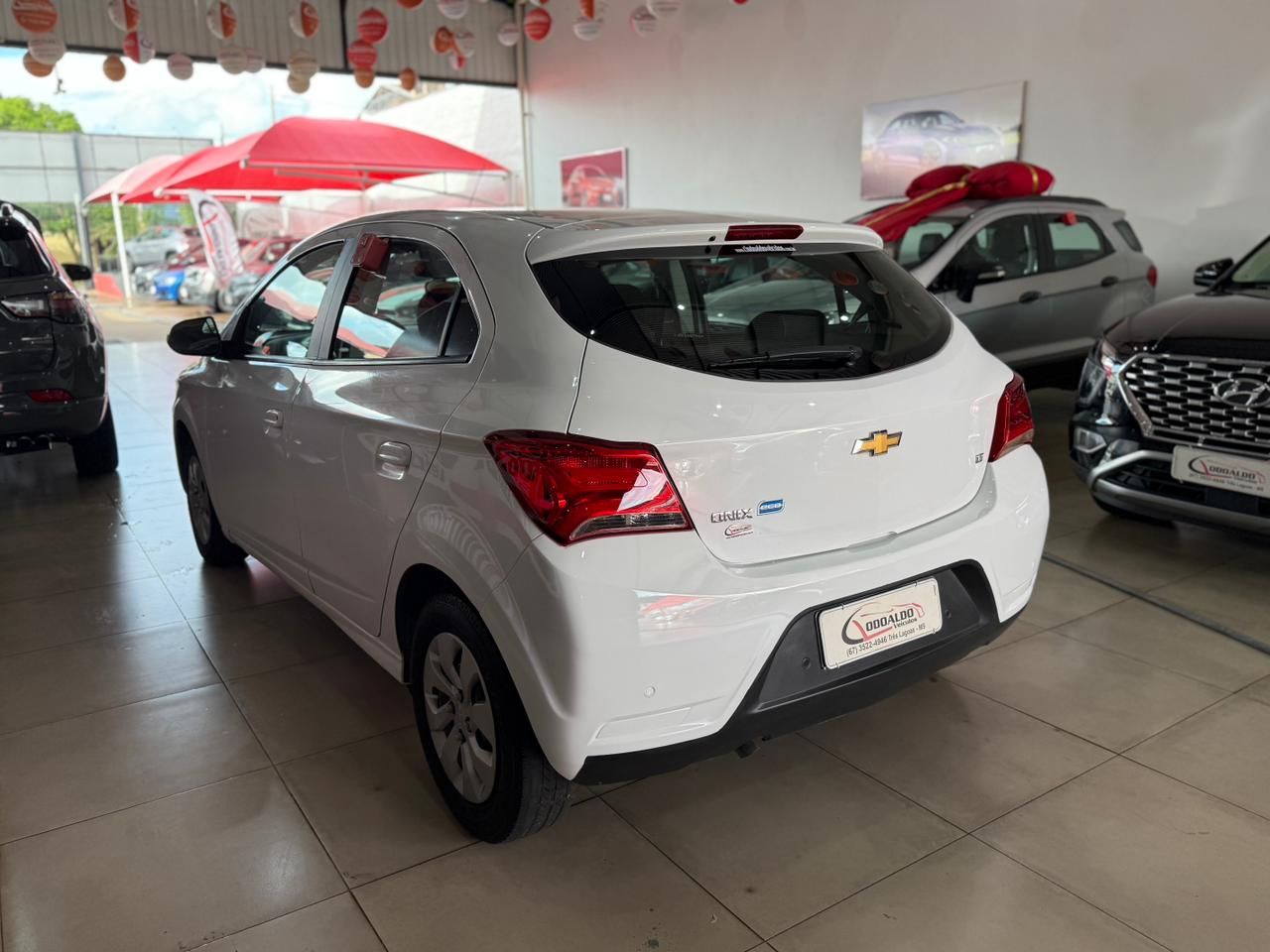 ONIX HATCH LT 1.0 8V FlexPower 5p Mec.