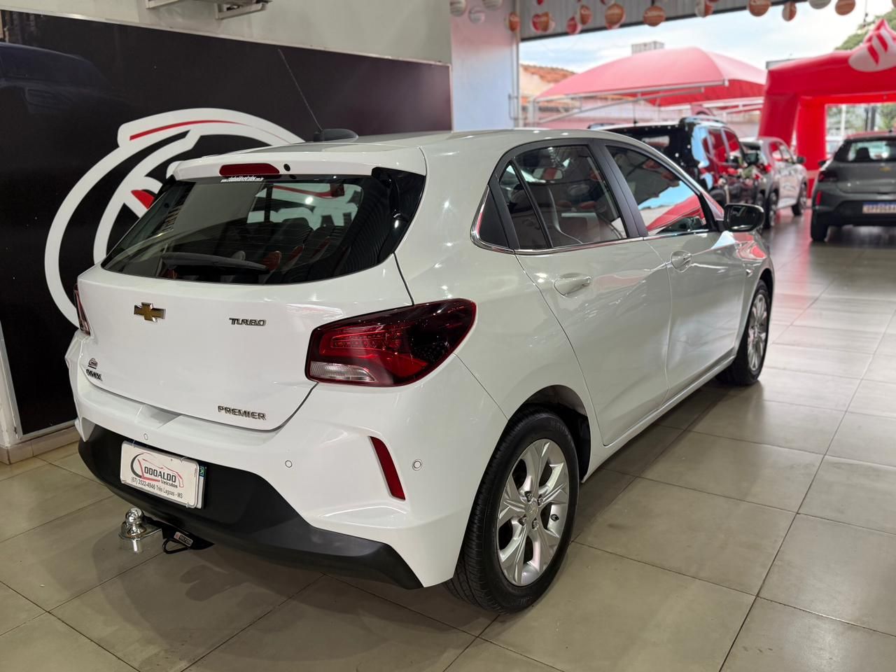 ONIX HATCH PREM. 1.0 12V TB Flex 5p Aut.