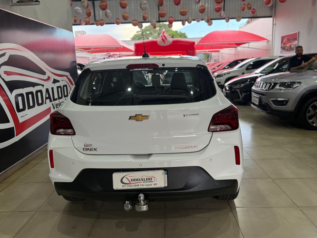 ONIX HATCH PREM. 1.0 12V TB Flex 5p Aut.