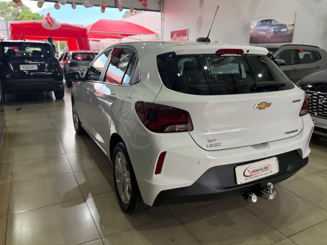 ONIX HATCH PREM. 1.0 12V TB Flex 5p Aut.