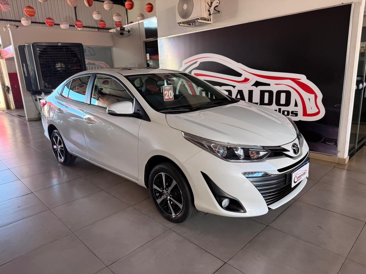 YARIS XLS Sedan 1.5 Flex 16V 4p Aut.