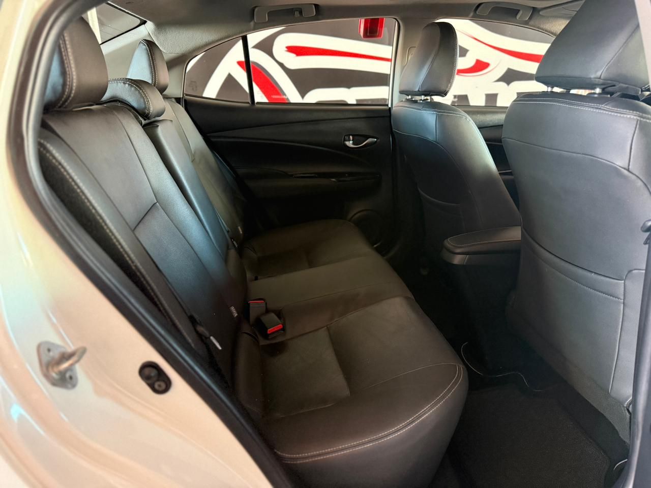 YARIS XLS Sedan 1.5 Flex 16V 4p Aut.