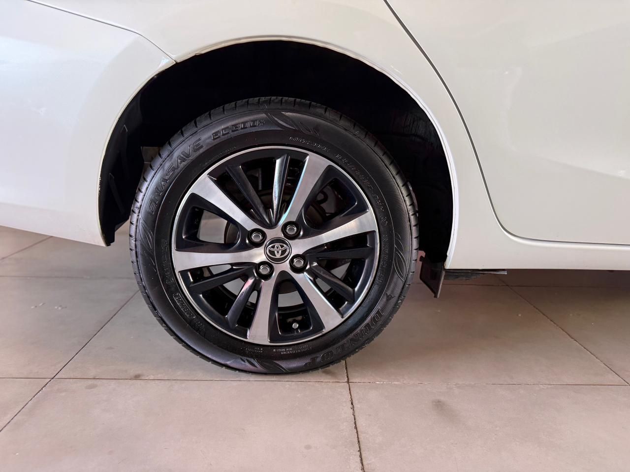 YARIS XLS Sedan 1.5 Flex 16V 4p Aut.