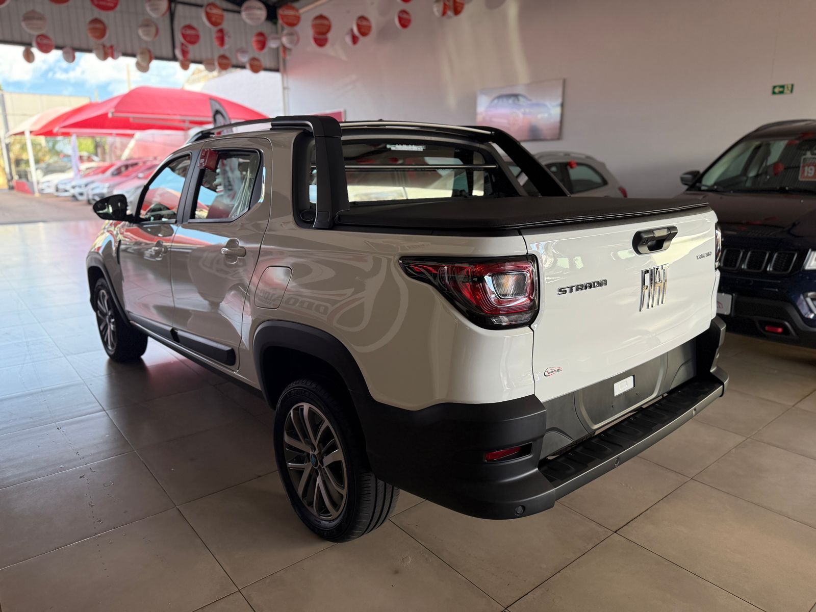 Strada Volcano 1.3 Flex 8V CD