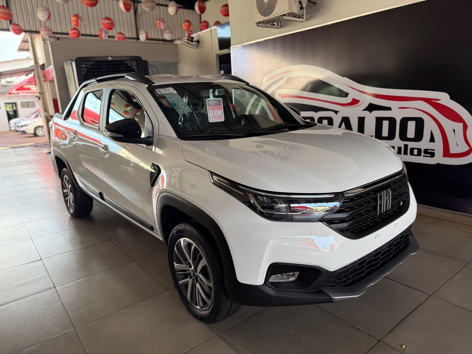 Strada Volcano 1.3 Flex 8V CD