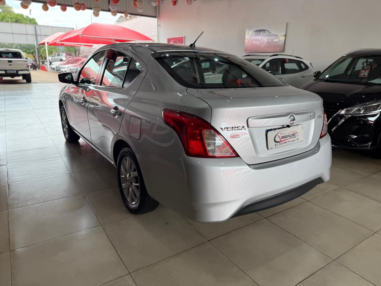 VERSA SL 1.6 16V Flex Fuel 4p Mec.