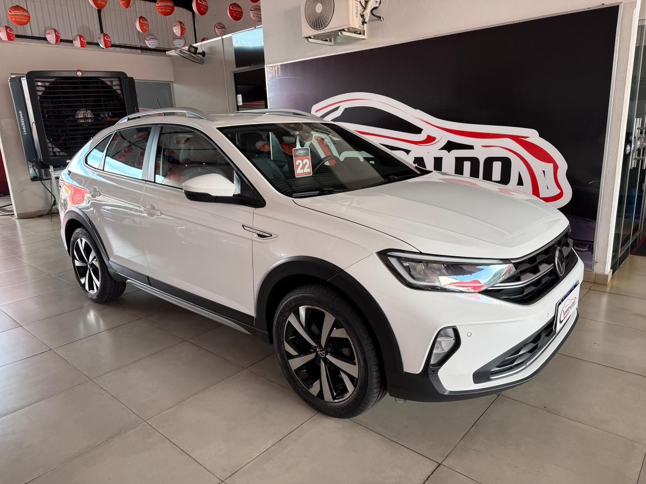 Nivus Highline 1.0 200 TSI Flex Aut.