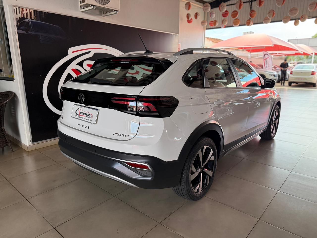 Nivus Highline 1.0 200 TSI Flex Aut.