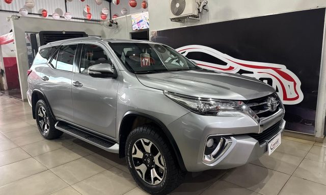 Hilux SW4 SRX 4×4 2.8 TDI 16V Dies. Aut.