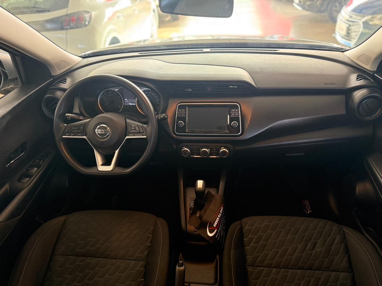 KICKS Sense 1.6 16V Flex Aut.