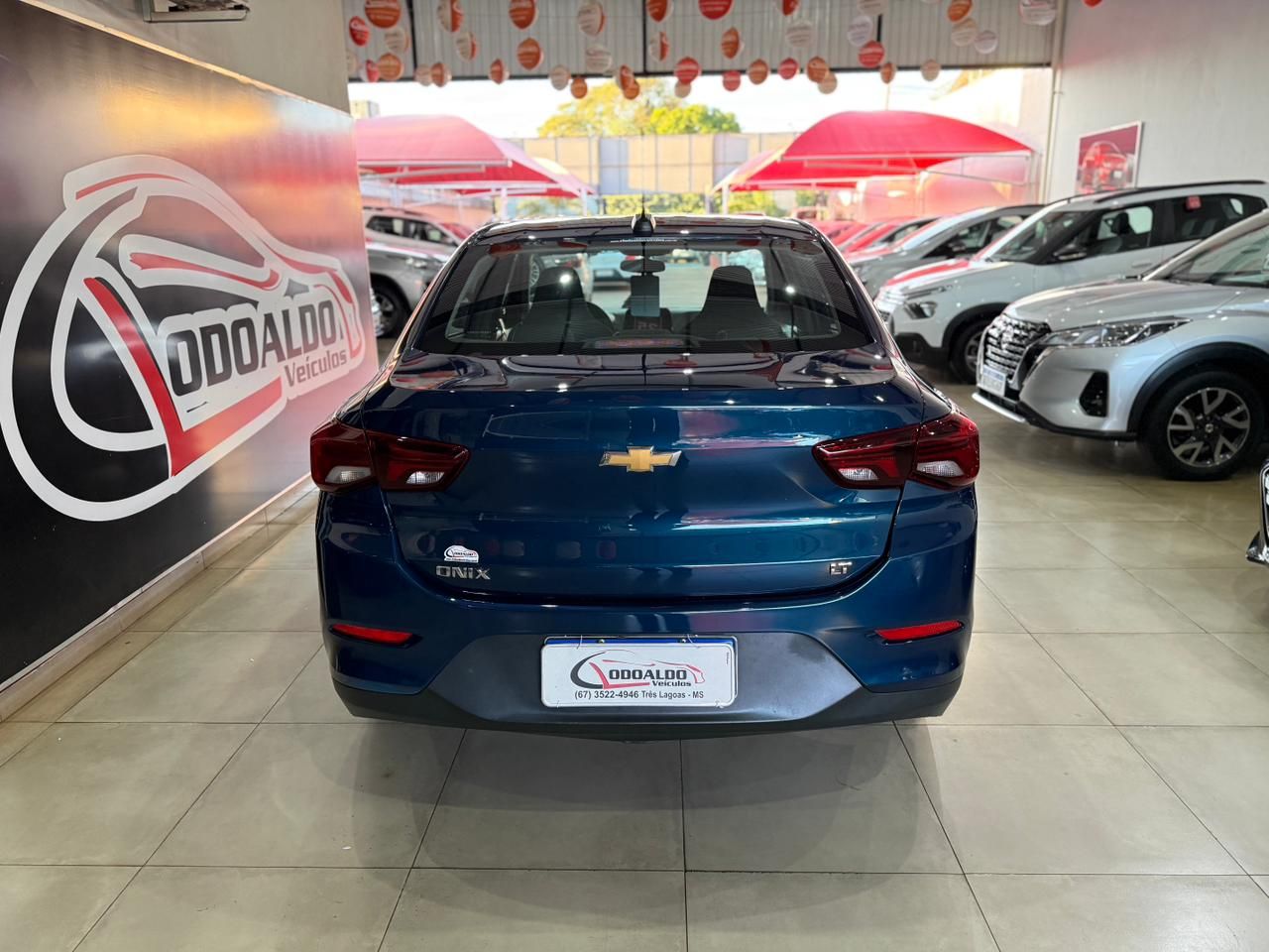 ONIX SEDAN Plus LT 1.0 12V Flex 4p Mec.