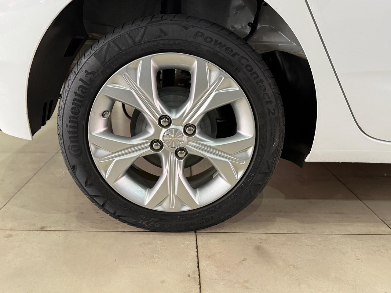ONIX HATCH PREM. 1.0 12V TB Flex 5p Aut.