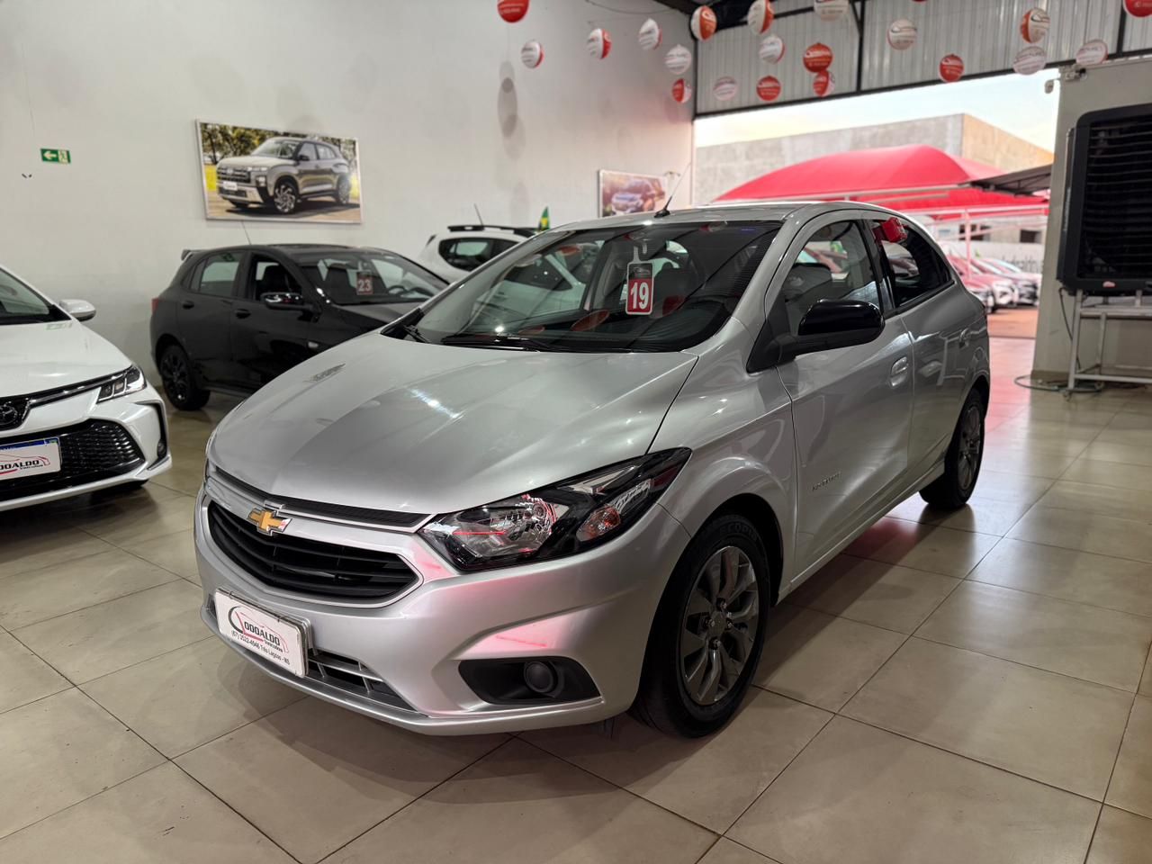 ONIX HATCH ADVANTAGE 1.4 8V Flex 5p Aut.