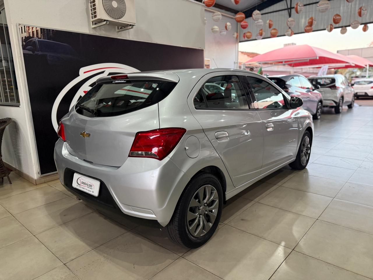 ONIX HATCH ADVANTAGE 1.4 8V Flex 5p Aut.