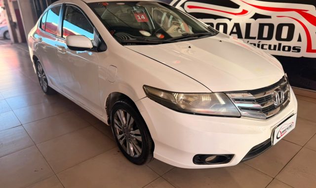 CITY Sedan LX 1.5 Flex 16V 4p Aut.
