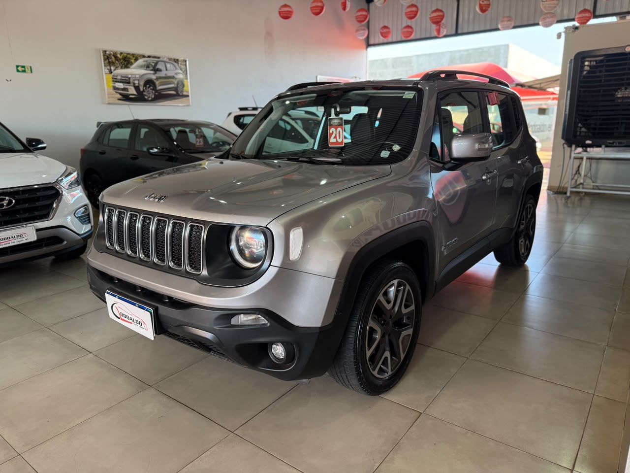 Renegade Longitude 1.8 4×2 Flex 16V Aut.