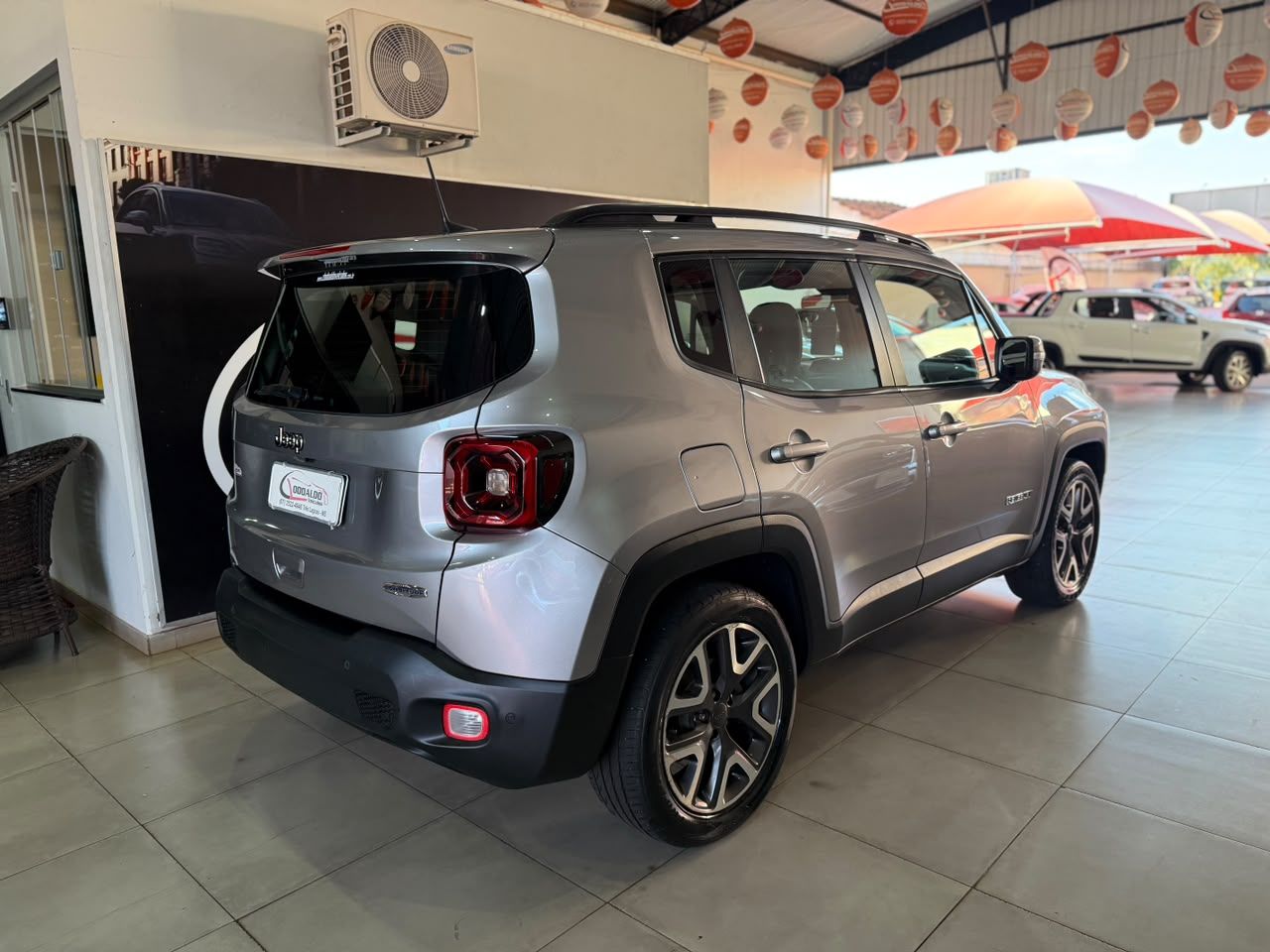 Renegade Longitude 1.8 4×2 Flex 16V Aut.