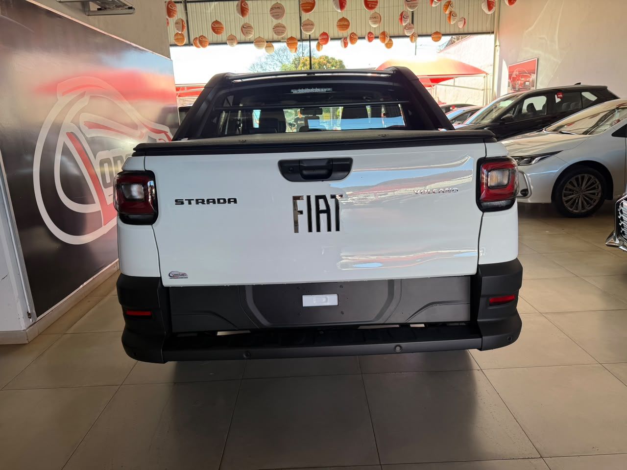 Strada Volcano 1.3 Flex 8V CD