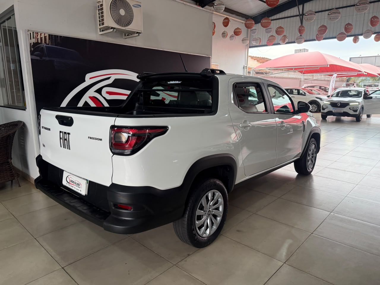 Strada Freedom 1.3 Flex 8V CD