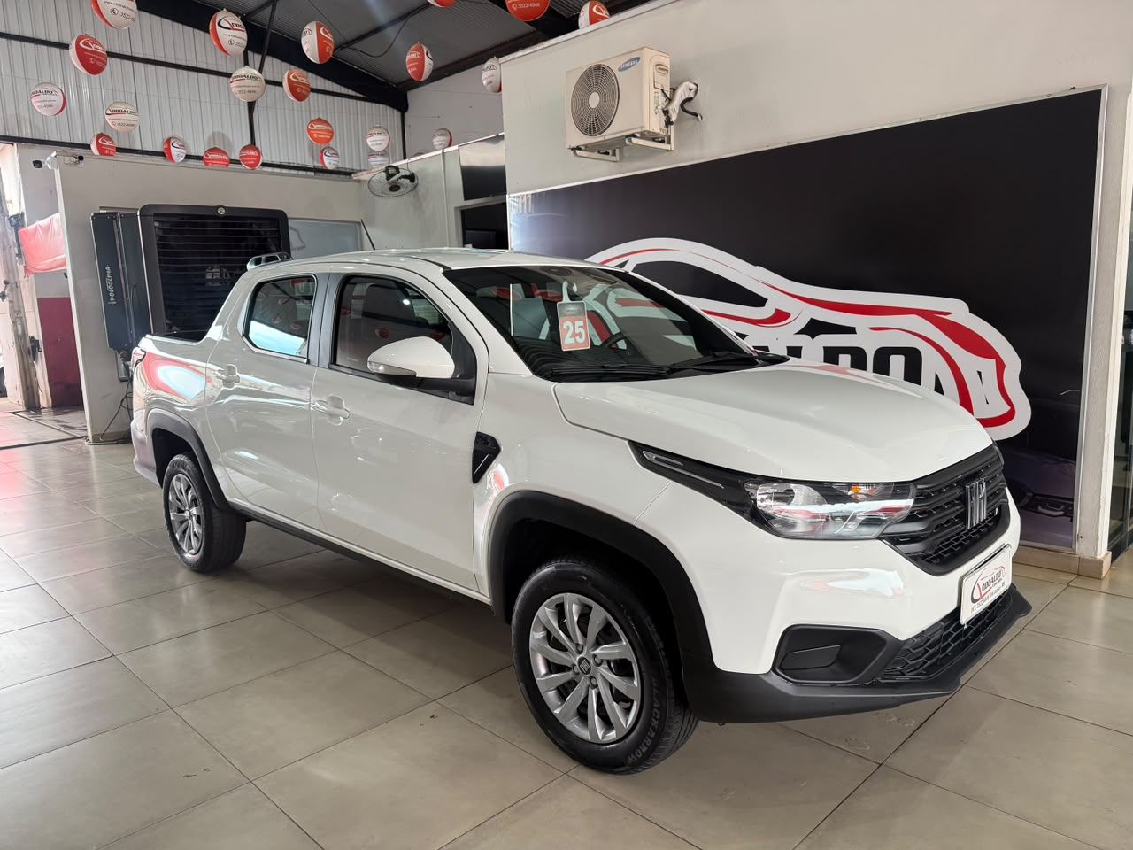 Strada Freedom 1.3 Flex 8V CD