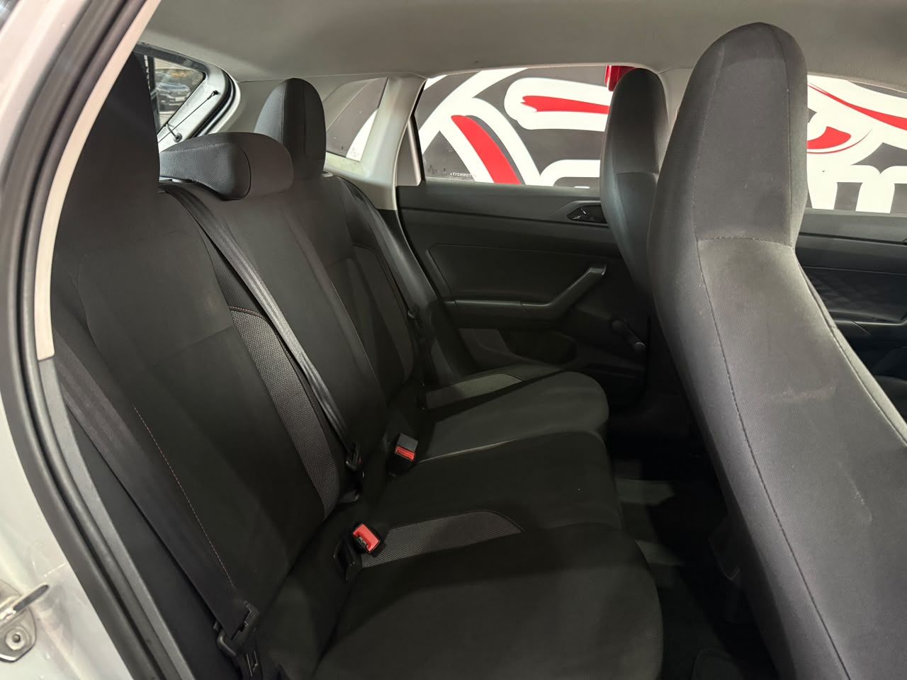 Polo Track 1.0 Flex 12V 5p