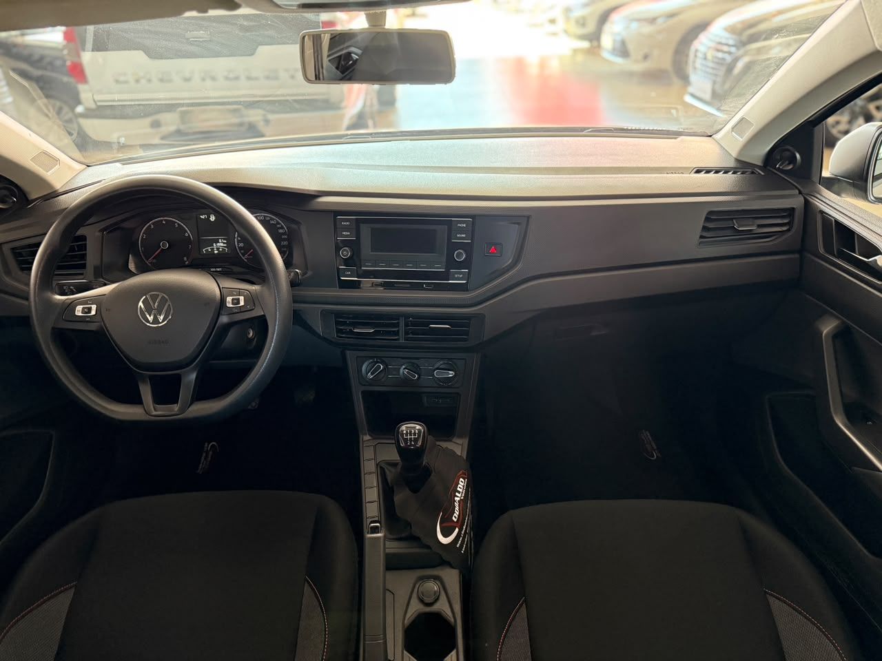 Polo Track 1.0 Flex 12V 5p
