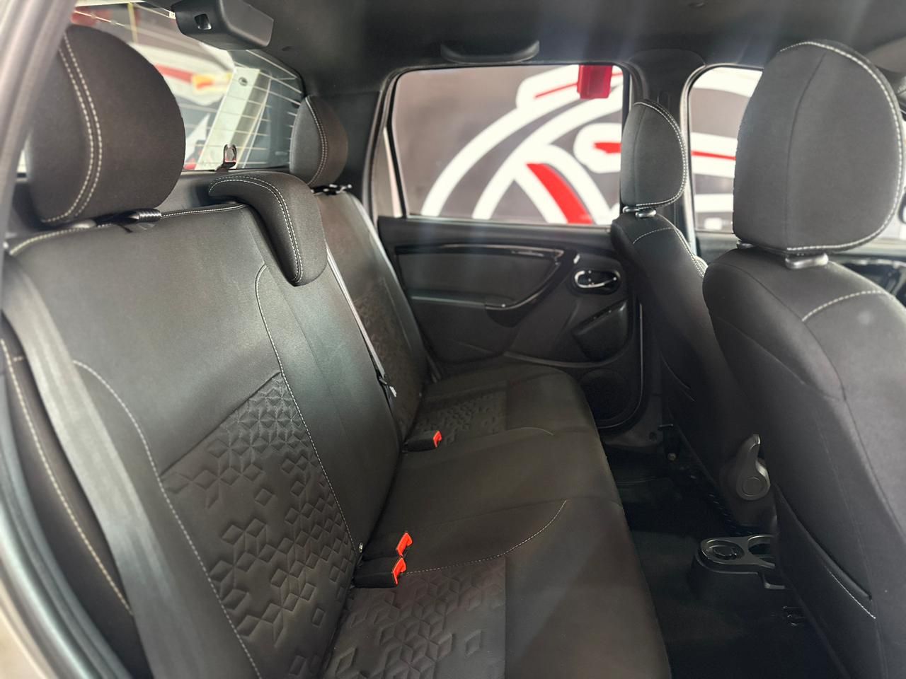 DUSTER OROCH Dyna. 1.6 Flex 16V Mec.
