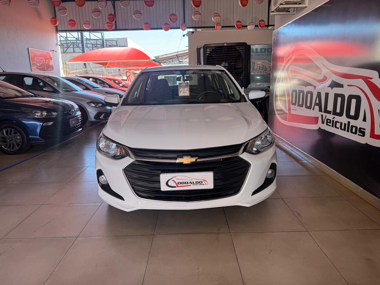 ONIX SEDAN Plus LT 1.0 12V Flex 4p Mec.