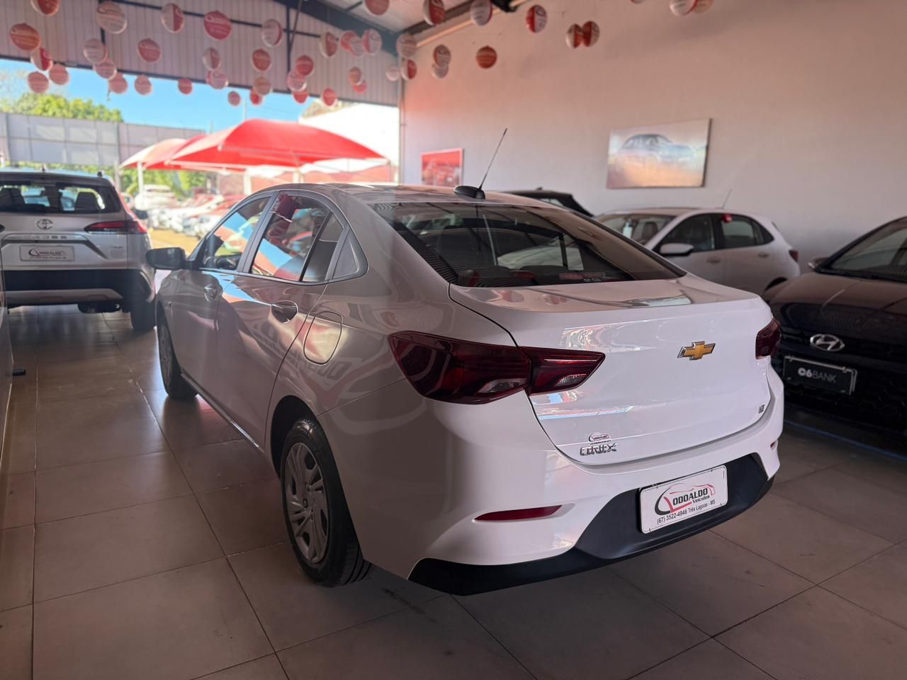 ONIX SEDAN Plus LT 1.0 12V Flex 4p Mec.
